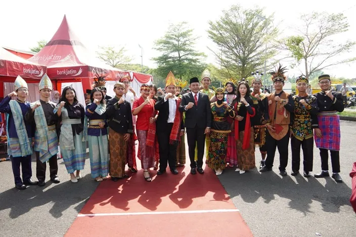 Bupati Sidoarjo Pimpin Upacara Hari Sumpah Pemuda 2025.